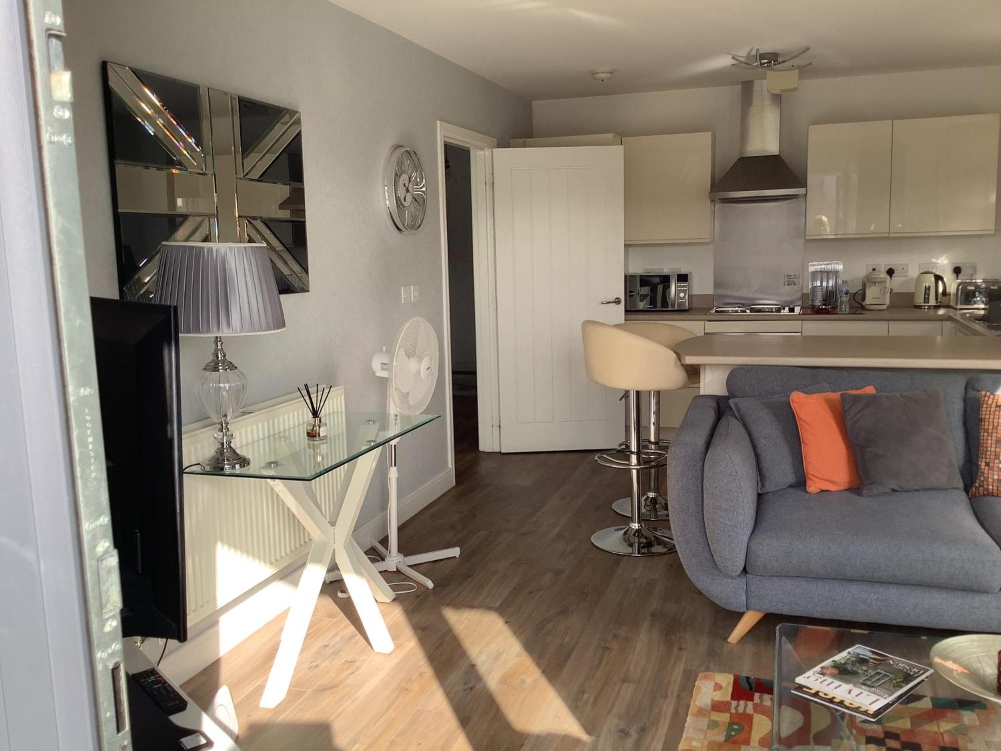 ניופורט Luxury Riverside 2 Bedroomed Apartment With Balcony מראה חיצוני תמונה